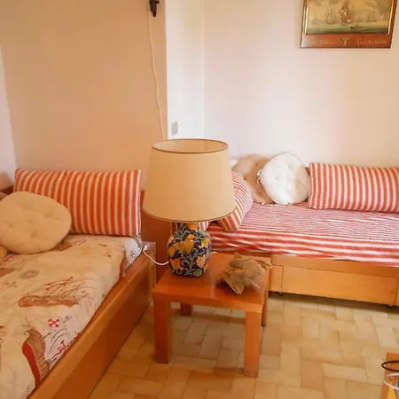 Experience Elba House